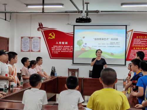 浔阳一家亲 文化馆艺术培训进社区，点亮百姓多彩生活